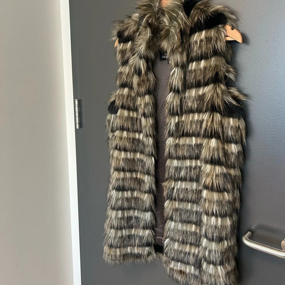 Donna Salyers Fabulous Fur Nordstrom best FAUX fur luxurious vest M - Picture 7 of 11
